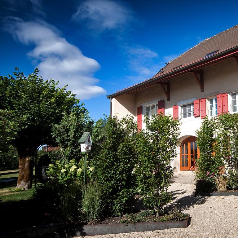 Bed and Breakfast La Belle Saison Mollens  Экстерьер фото